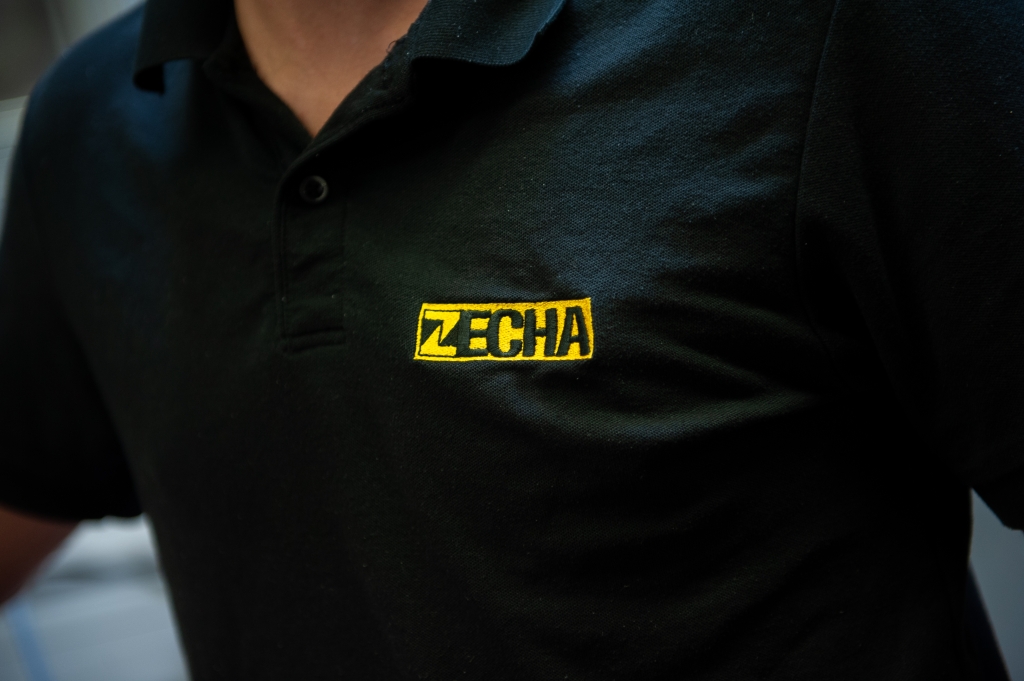 zecha-7628